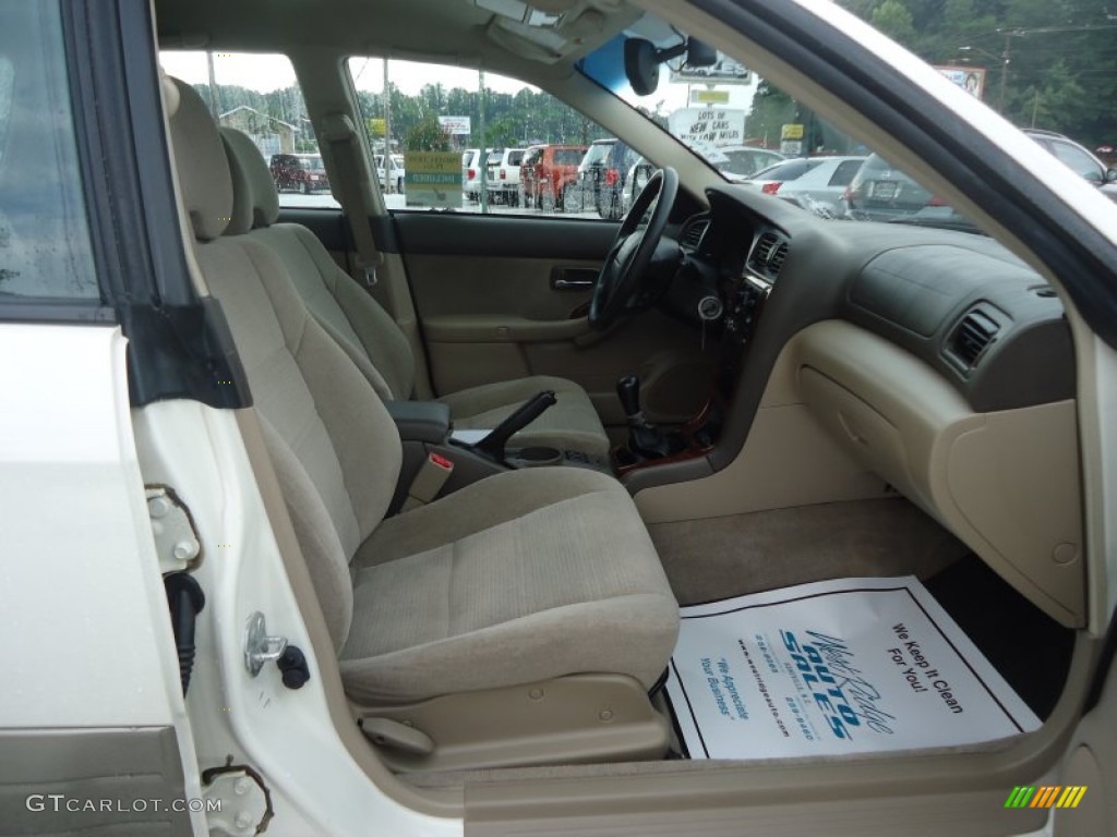 2004 Outback Wagon - White Frost Pearl / Beige photo #31