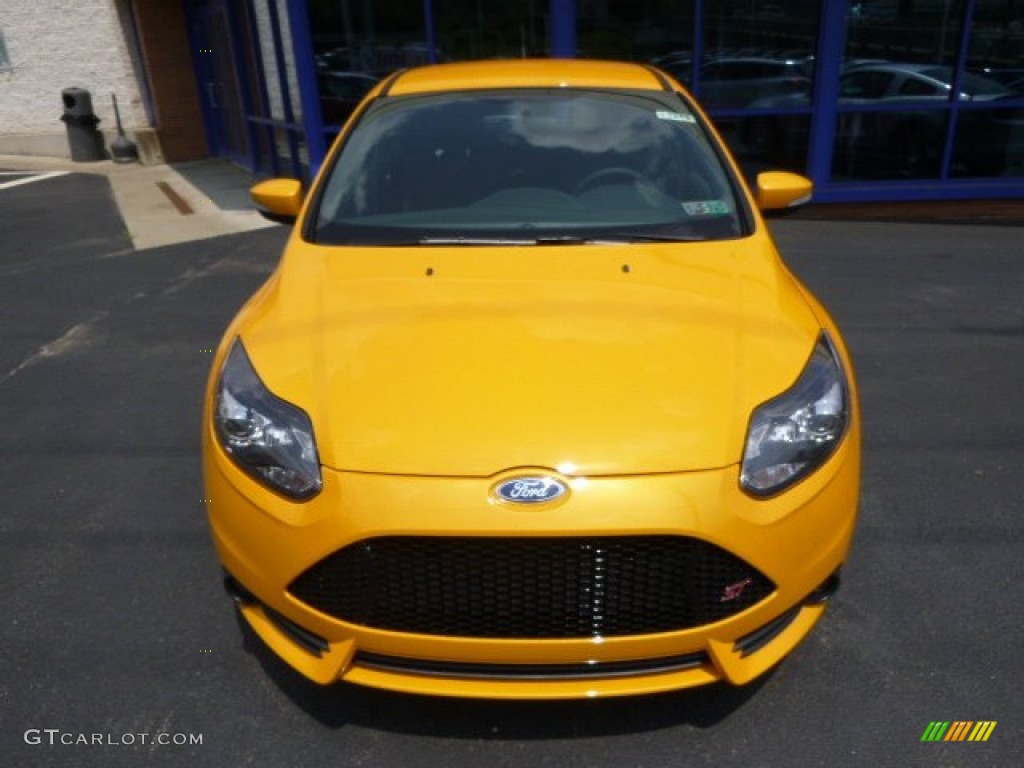 2014 Focus ST Hatchback - Tangerine Scream / ST Charcoal Black Recaro Sport Seats photo #3