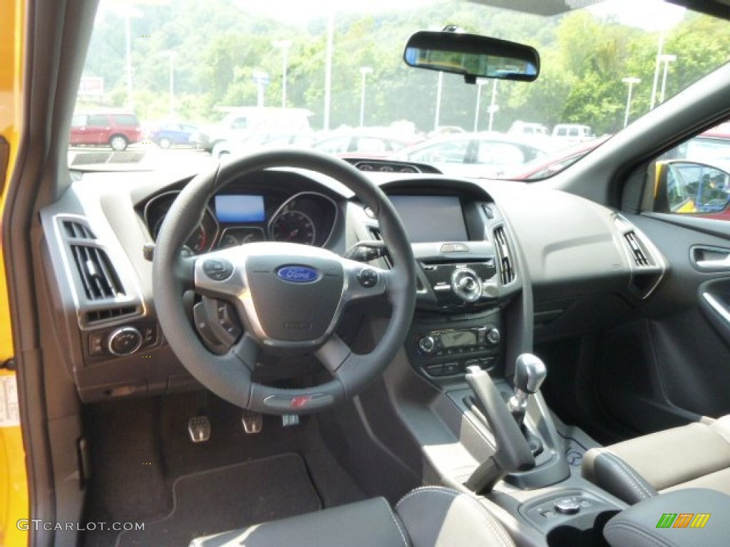 2014 Focus ST Hatchback - Tangerine Scream / ST Charcoal Black Recaro Sport Seats photo #14