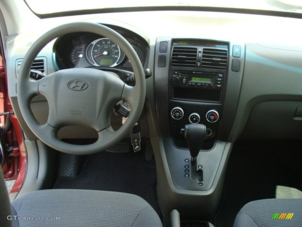 2008 Tucson GLS - Mesa Red / Gray photo #11