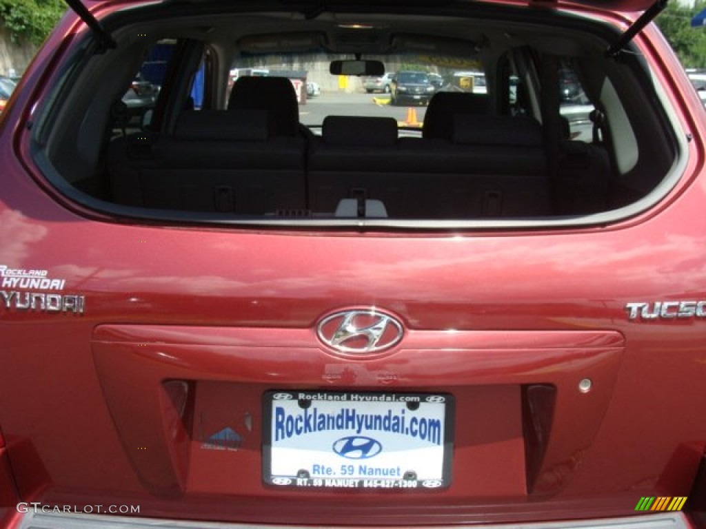 2008 Tucson GLS - Mesa Red / Gray photo #18