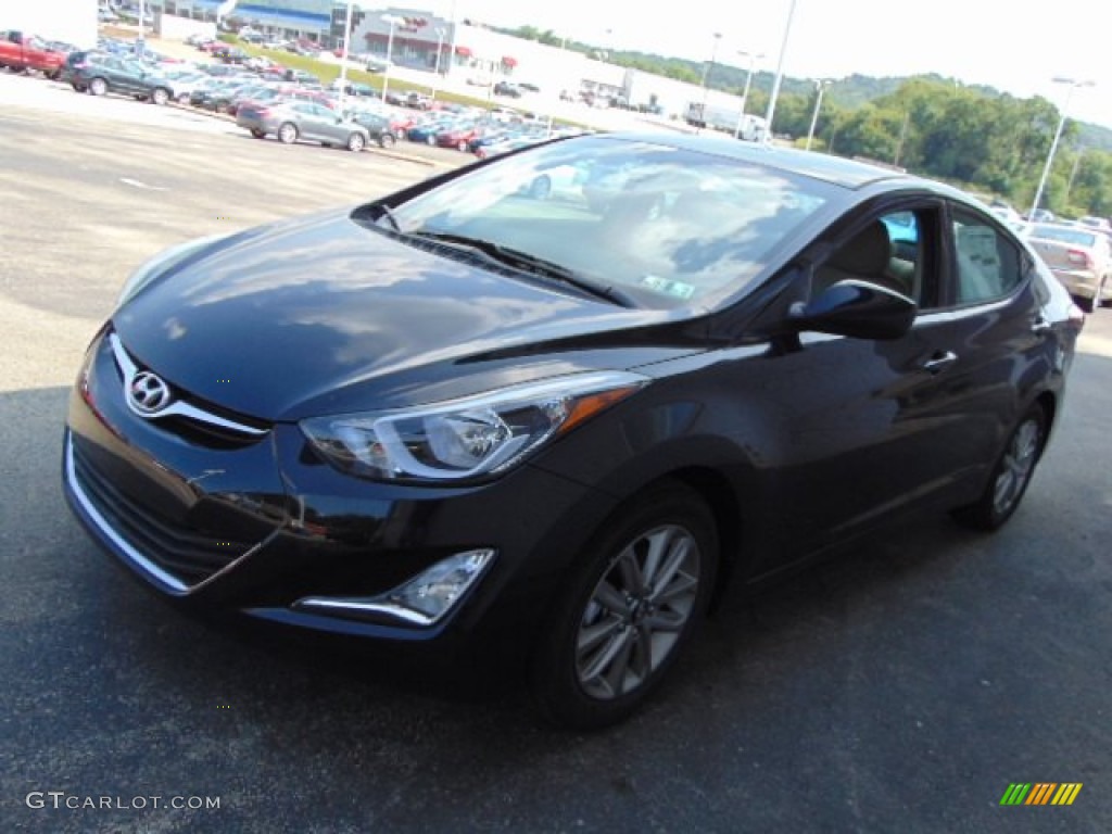 2014 Elantra SE Sedan - Black / Beige photo #5