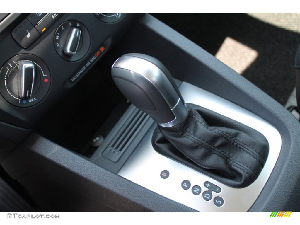 2014 Jetta SE Sedan - Platinum Gray Metallic / Titan Black photo #15