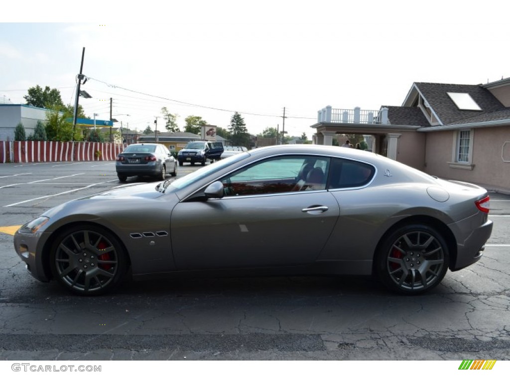 2009 GranTurismo  - Grigio Alfieri (Grey) / Rosso Corallo photo #4