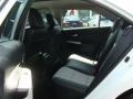 Super White - Camry SE Photo No. 14