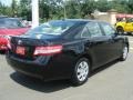 Black - Camry LE Photo No. 4