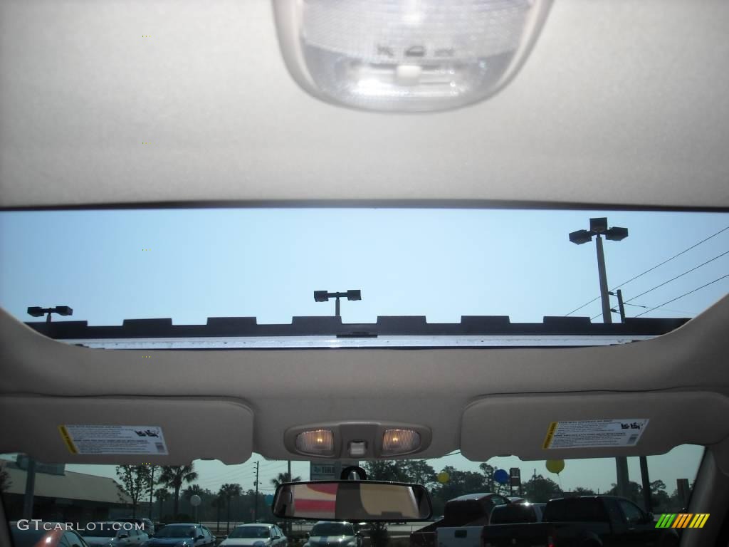 2008 XL7 Luxury AWD - Pearl White Tri Coat Metallic / Beige photo #8