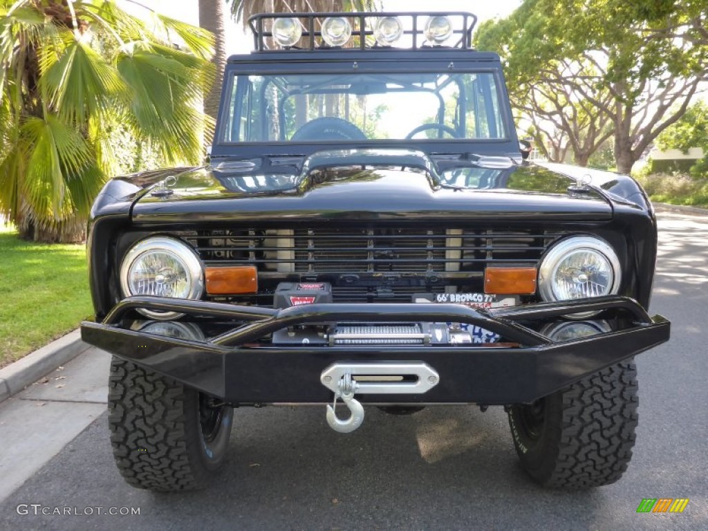 Black 1970 Ford Bronco Custom Sport Wagon Exterior Photo #96046173