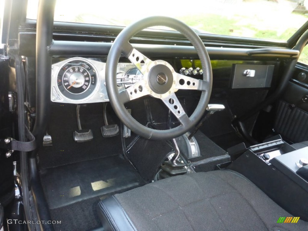 Black Interior 1970 Ford Bronco Custom Sport Wagon Photo #96046201