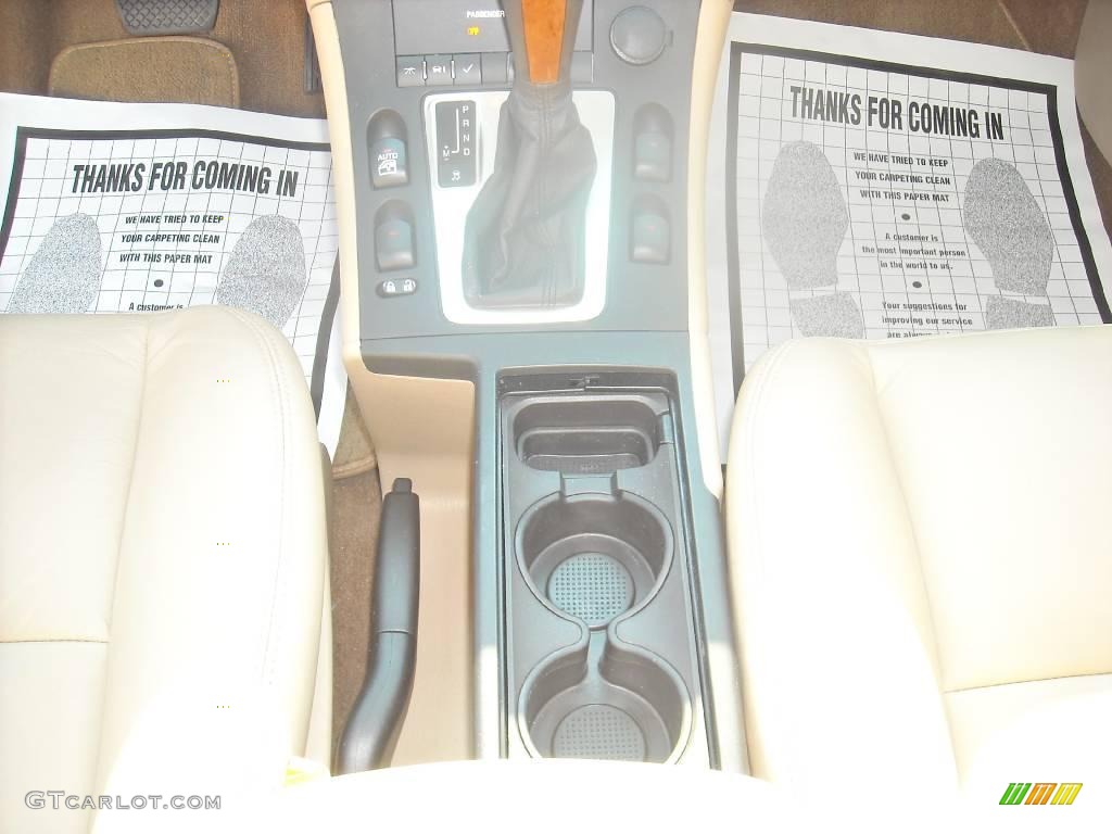 2008 XL7 Luxury AWD - Pearl White Tri Coat Metallic / Beige photo #25