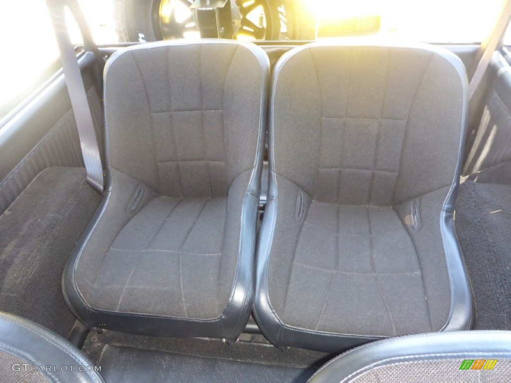 1970 Ford Bronco Custom Sport Wagon Rear Seat Photo #96046395