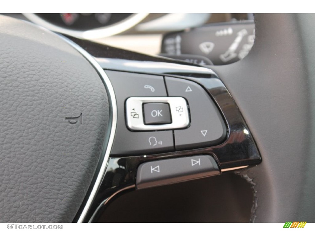 2015 Volkswagen Golf 4 Door 1.8T SEL Controls Photo #96051570