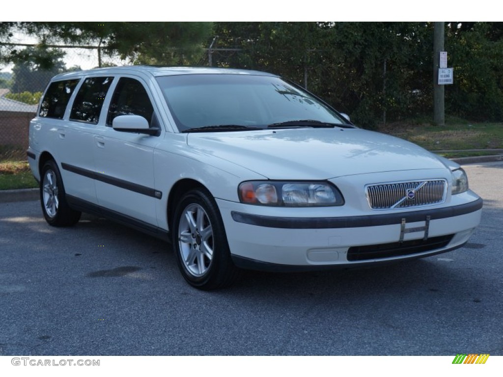 2004 V70 2.4 - Ice White / Beige/Light Sand photo #8
