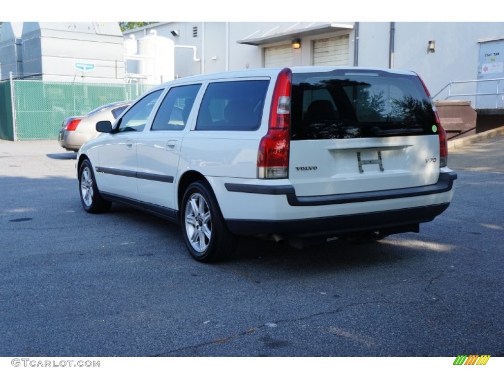 2004 V70 2.4 - Ice White / Beige/Light Sand photo #11