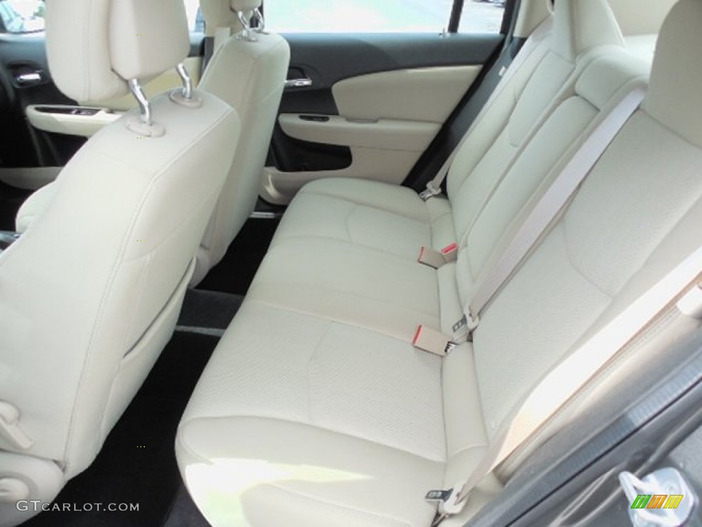 2012 200 Touring Sedan - Tungsten Metallic / Black/Light Frost photo #5