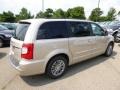 2006 Linen Gold Metallic Chrysler Town & Country Touring  photo #7