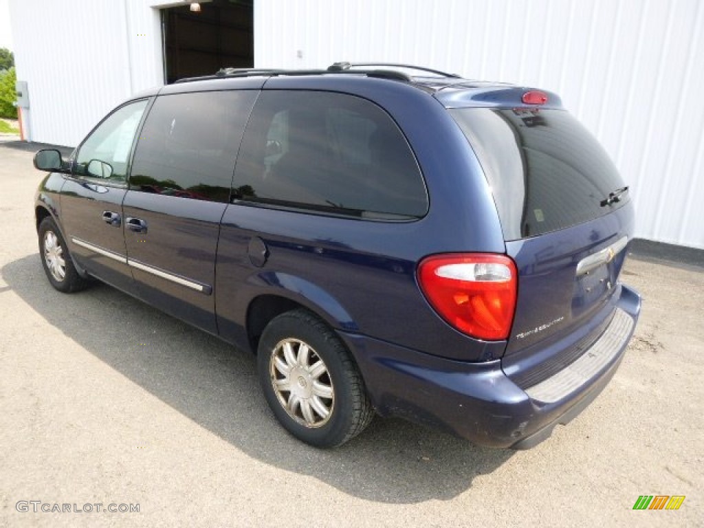 2006 Town & Country Touring - Midnight Blue Pearl / Medium Slate Gray photo #6
