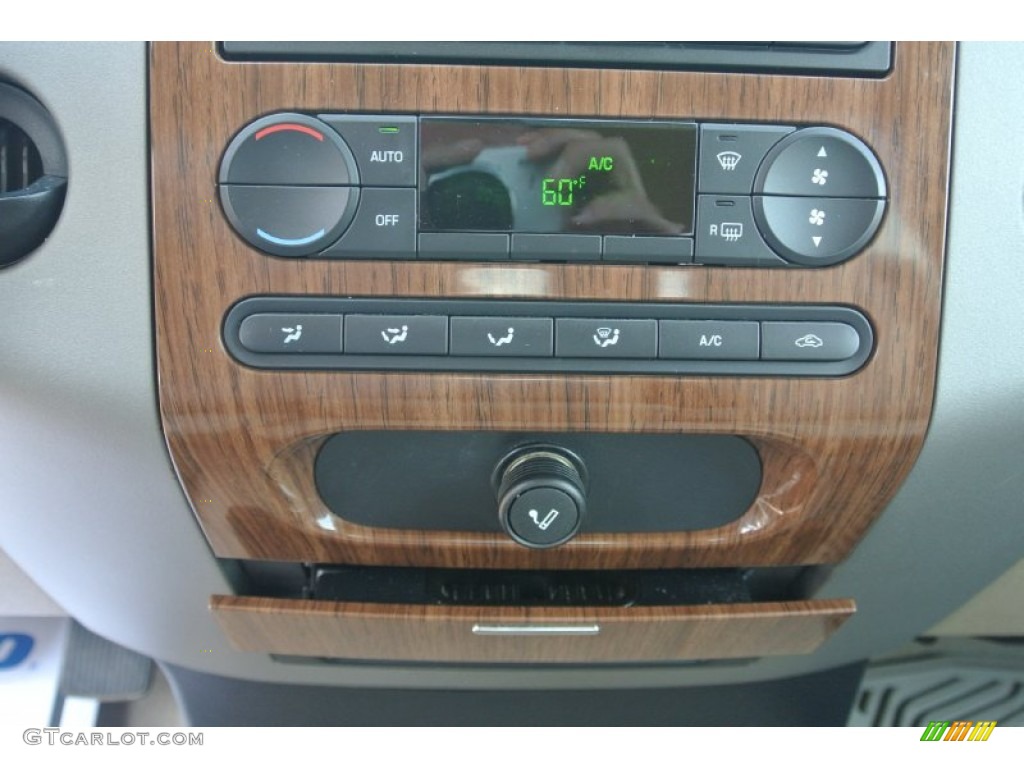 2004 F150 Lariat SuperCab - Bright Red / Tan photo #14