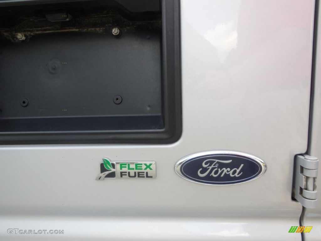 2013 E Series Van E350 XLT Passenger - Ingot Silver Metallic / Medium Flint photo #9