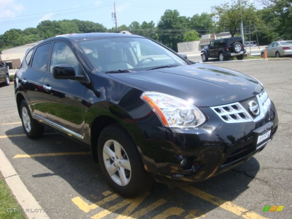 2013 Rogue S AWD - Super Black / Black photo #3