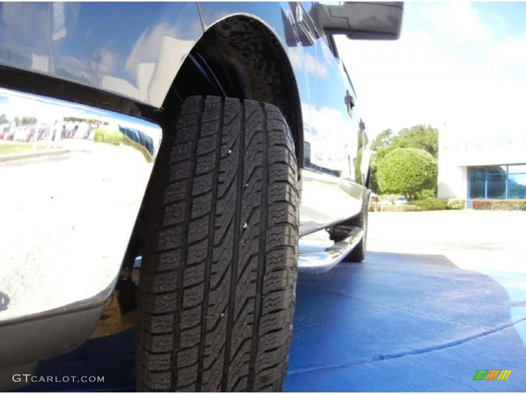 2006 F150 XLT SuperCrew - Medium Wedgewood Blue Metallic / Medium/Dark Flint photo #11