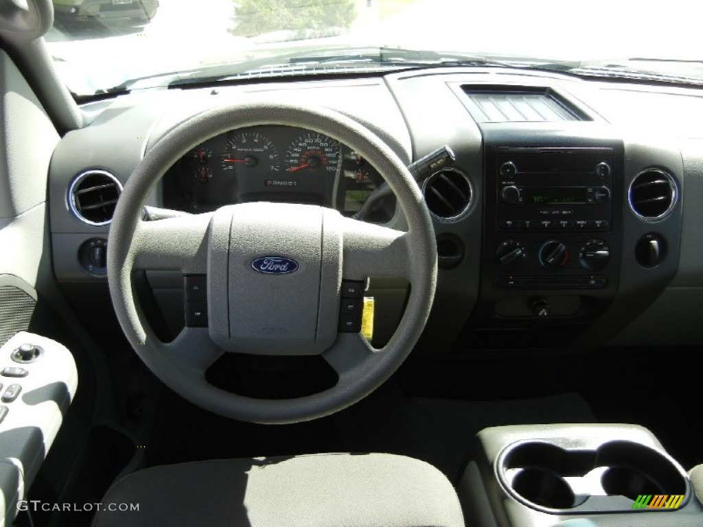 2006 F150 XLT SuperCrew - Medium Wedgewood Blue Metallic / Medium/Dark Flint photo #20