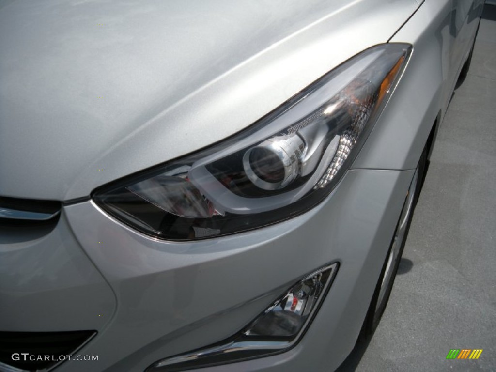 2015 Elantra SE Sedan - Shimmering Air Silver / Black photo #9