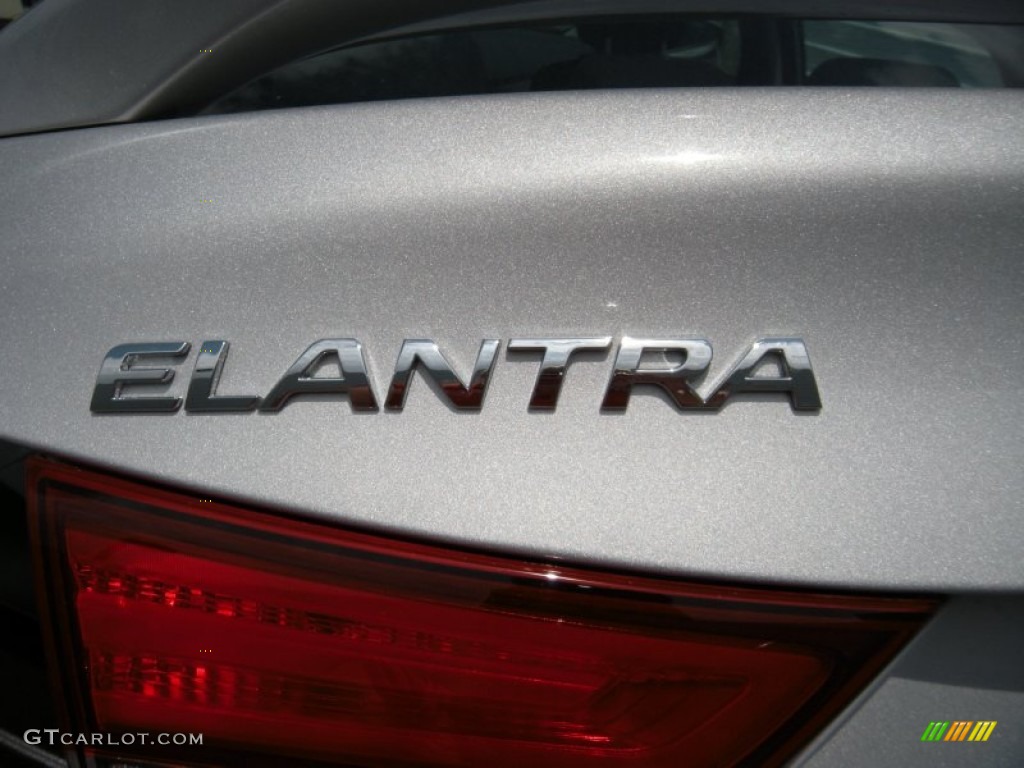2015 Elantra SE Sedan - Shimmering Air Silver / Black photo #14
