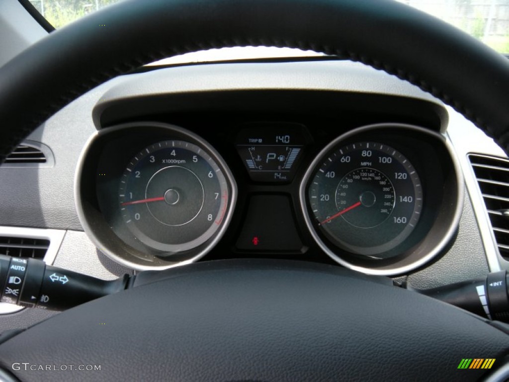 2015 Elantra SE Sedan - Shimmering Air Silver / Black photo #31