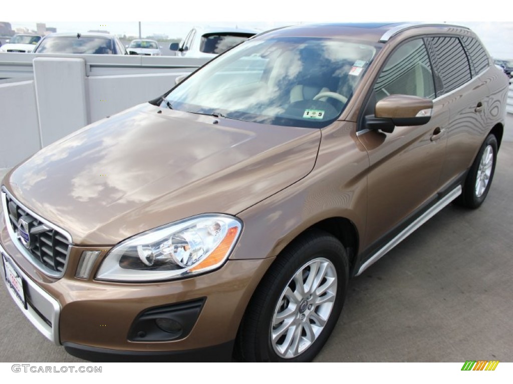 2010 XC60 T6 AWD - Terra Bronze Metallic / Sandstone/Espresso photo #3