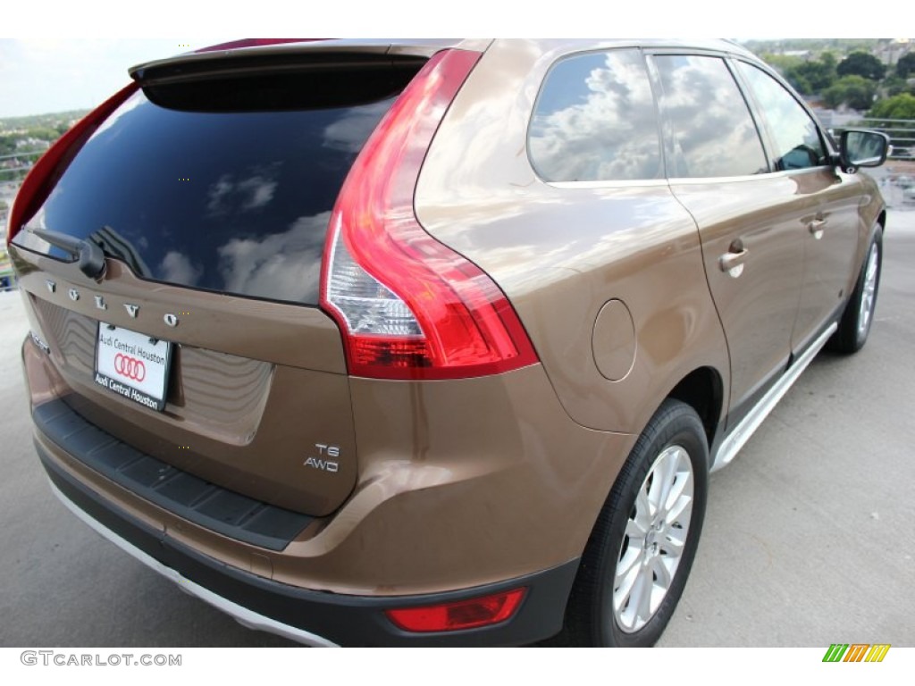 2010 XC60 T6 AWD - Terra Bronze Metallic / Sandstone/Espresso photo #8