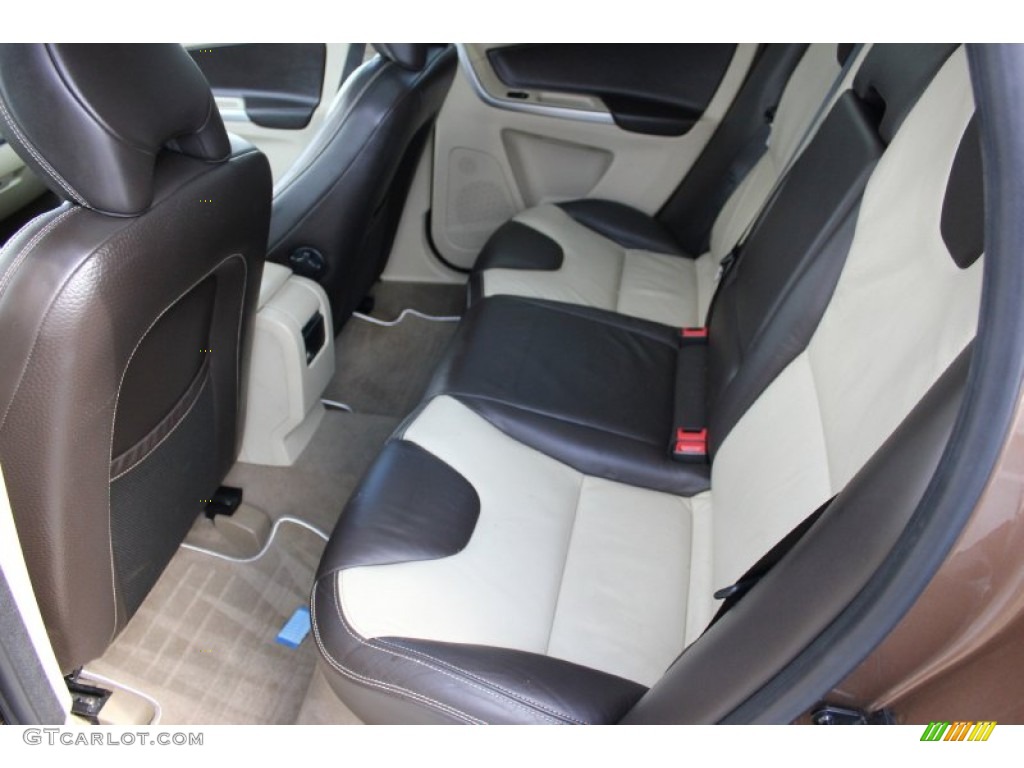2010 XC60 T6 AWD - Terra Bronze Metallic / Sandstone/Espresso photo #25