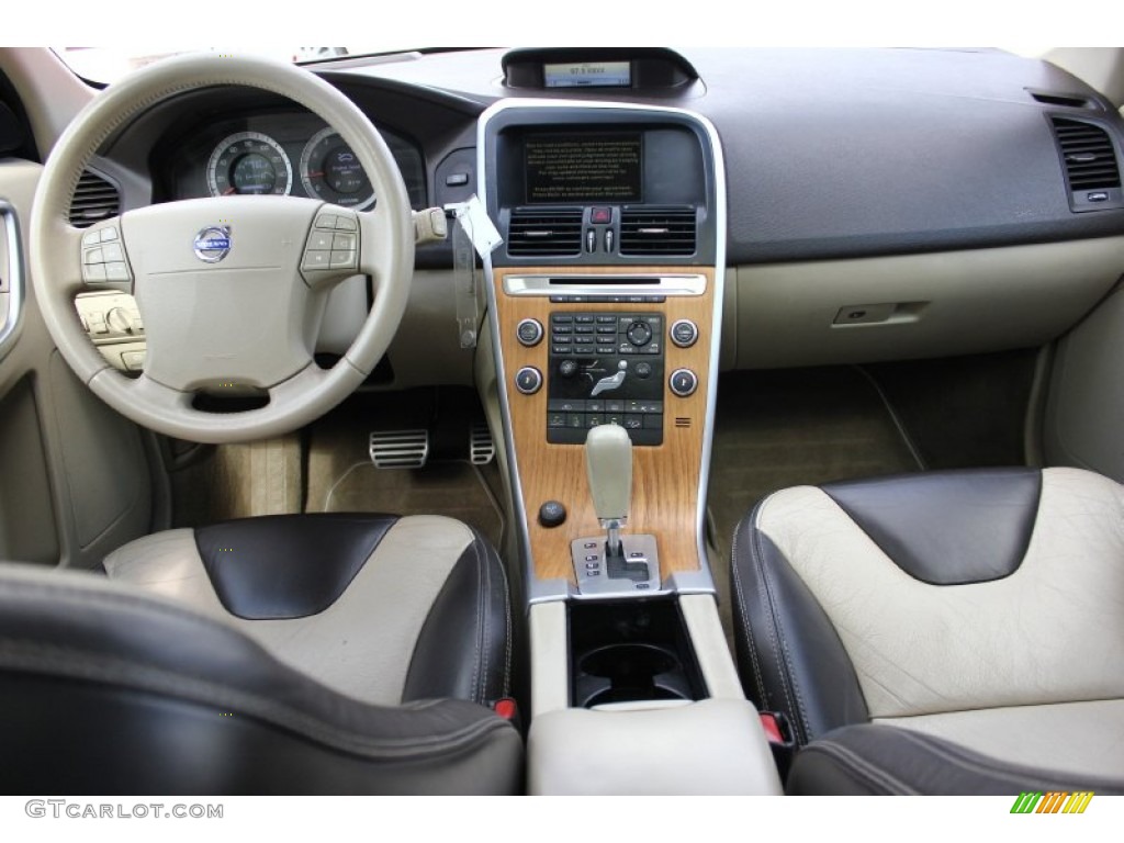 2010 XC60 T6 AWD - Terra Bronze Metallic / Sandstone/Espresso photo #26