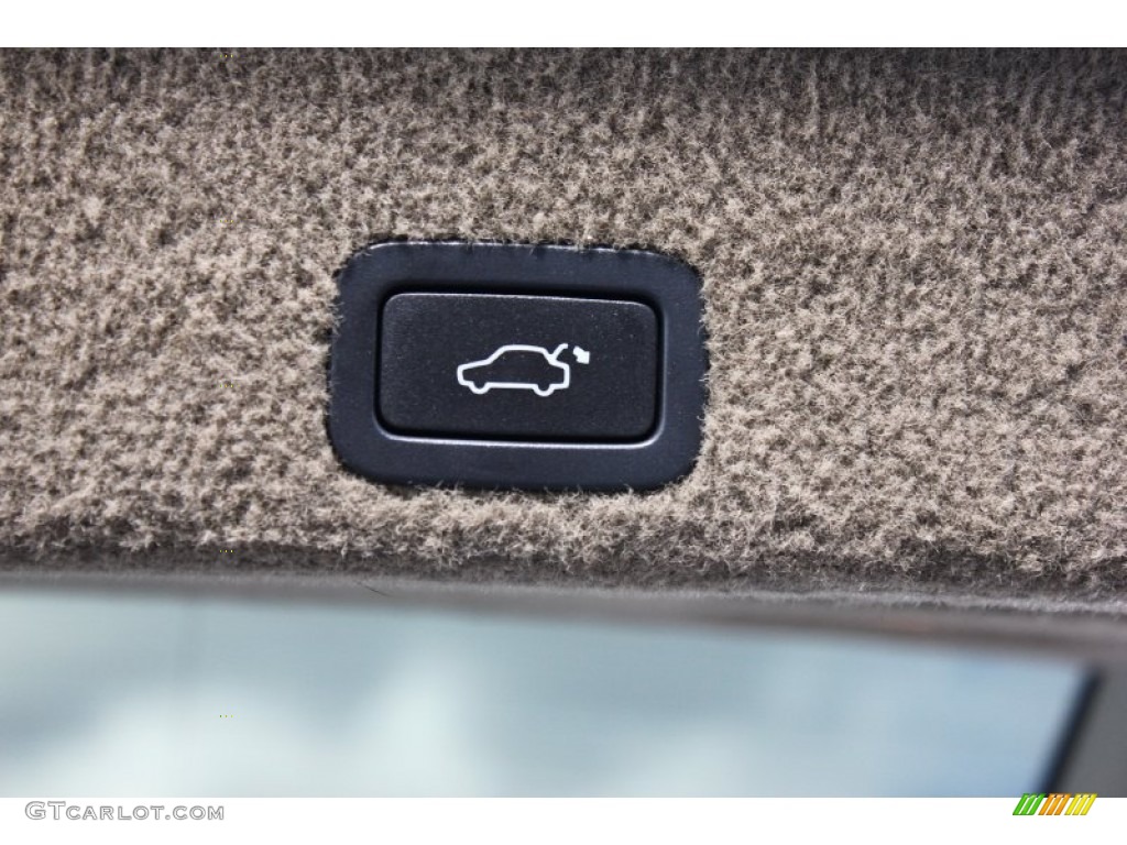 2010 XC60 T6 AWD - Terra Bronze Metallic / Sandstone/Espresso photo #29