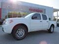 Glacier White 2014 Nissan Frontier SV Crew Cab