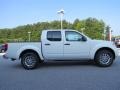 Glacier White - Frontier SV Crew Cab Photo No. 6