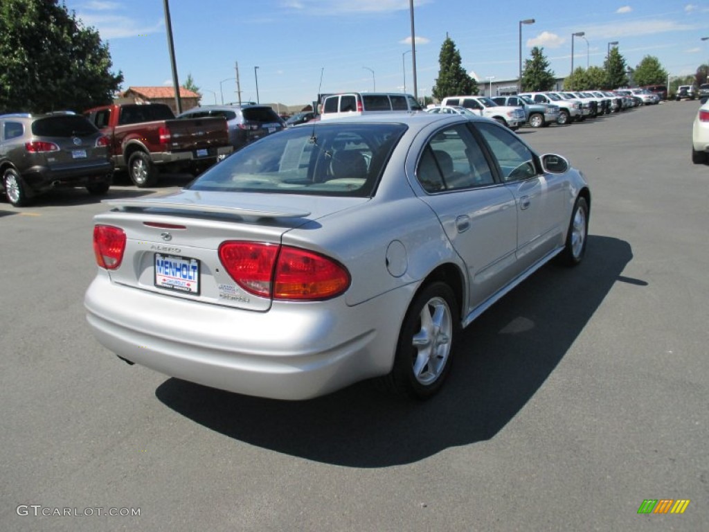 2001 Alero GL Sedan - Sterling Metallic / Pewter photo #6