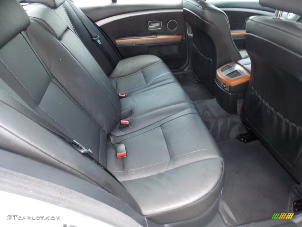 2003 7 Series 745i Sedan - Titanium Silver Metallic / Black/Black photo #17