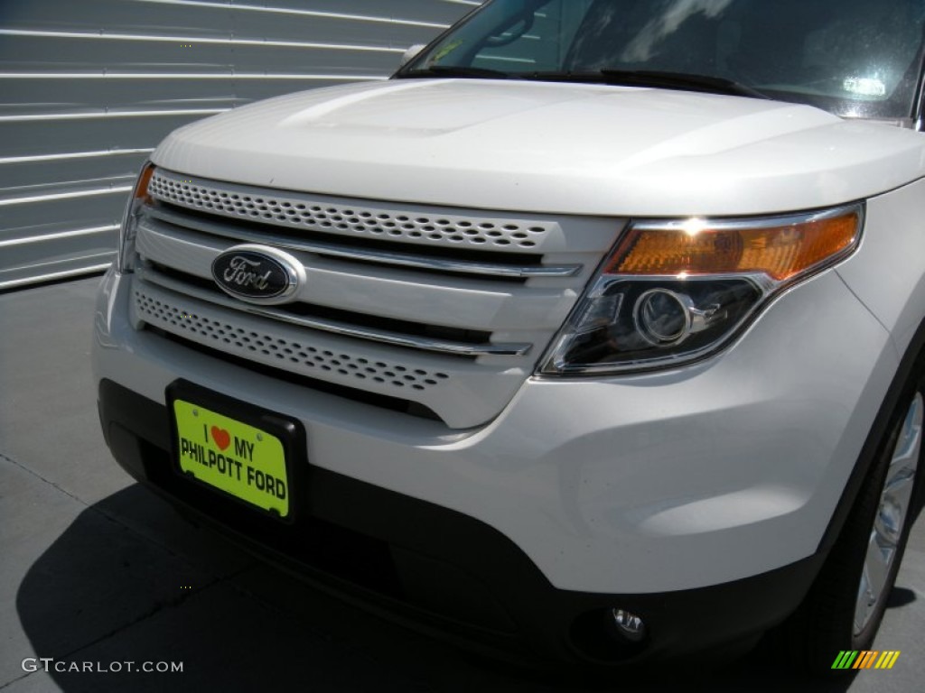 2015 Explorer Limited - White Platinum / Medium Light Stone photo #10