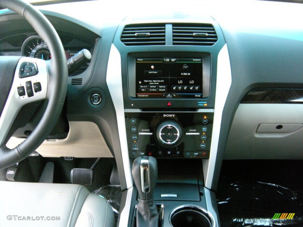 2015 Explorer Limited - White Platinum / Medium Light Stone photo #30