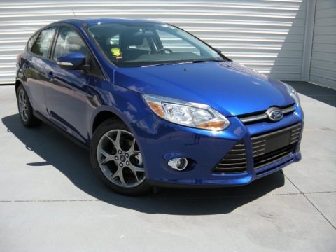 2014 Ford Focus SE Hatchback Data, Info and Specs