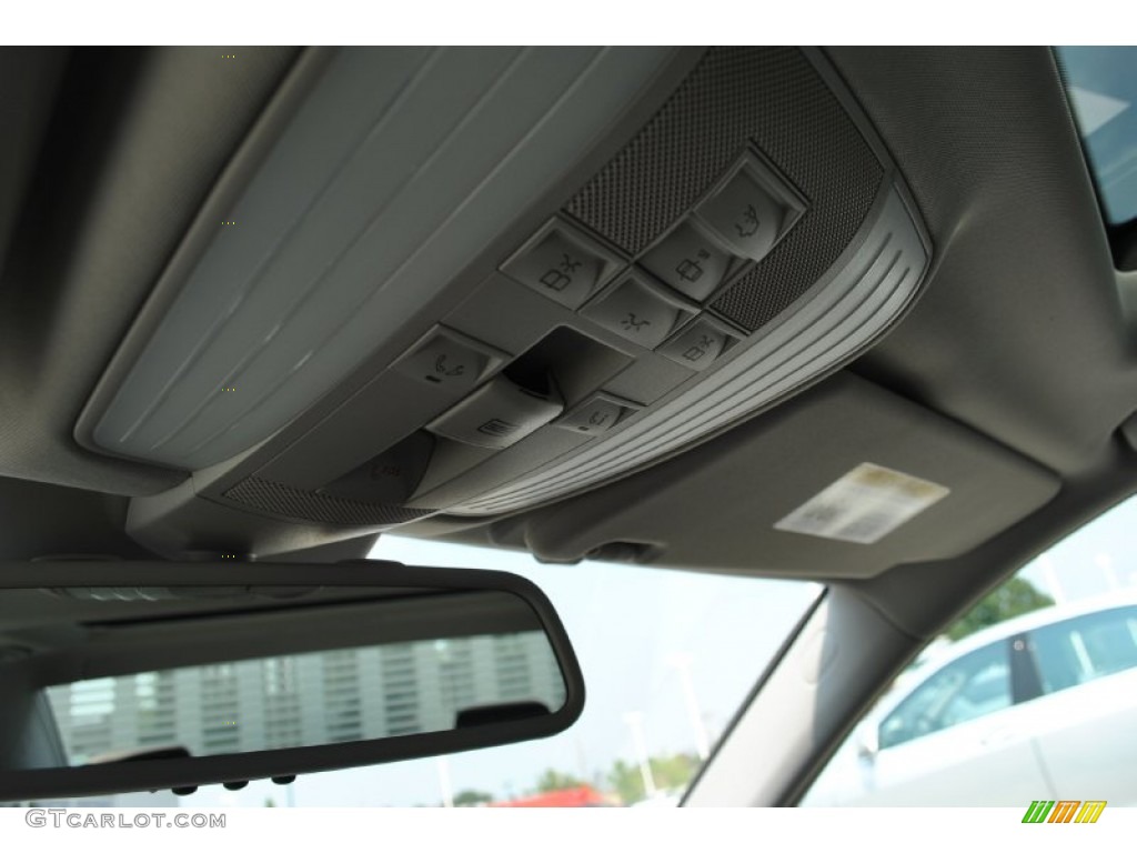 2014 E 350 4Matic Sedan - Iridium Silver Metallic / Black photo #20