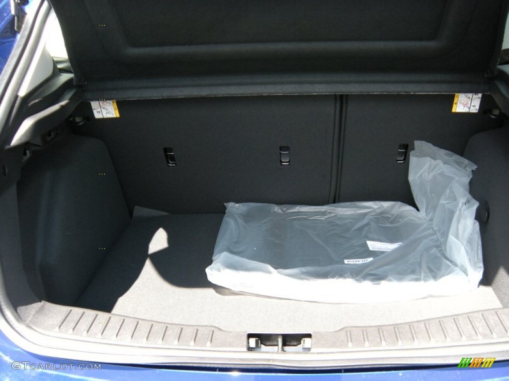 2014 Focus SE Hatchback - Performance Blue / Charcoal Black photo #16