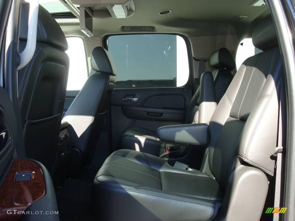 2008 Suburban 1500 LT 4x4 - Black / Ebony photo #12