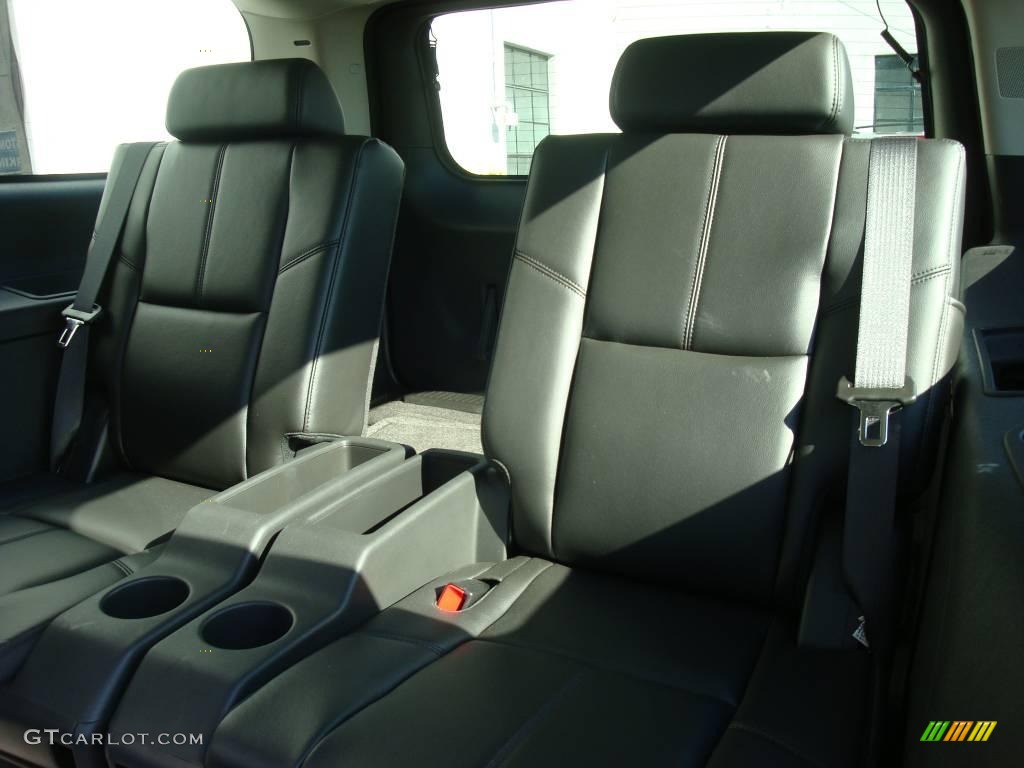 2008 Suburban 1500 LT 4x4 - Black / Ebony photo #13