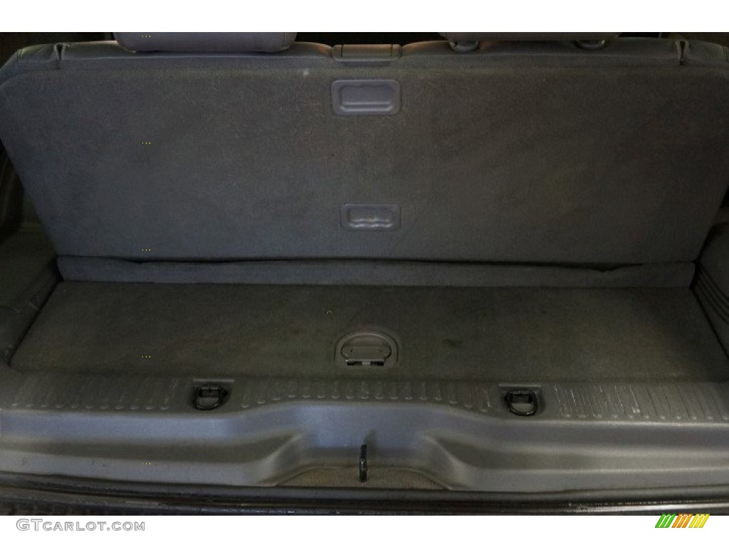 2002 Explorer XLT 4x4 - Black Clearcoat / Graphite photo #25