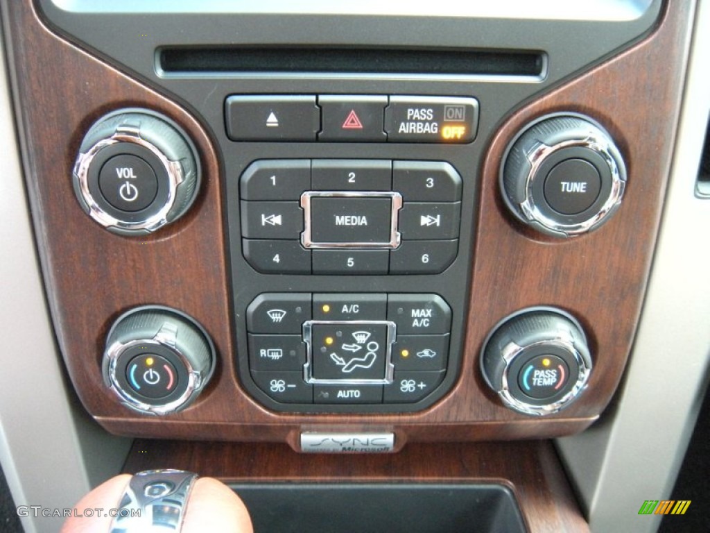 2014 F150 King Ranch SuperCrew 4x4 - Blue Jeans / Platinum Unique Pecan photo #33