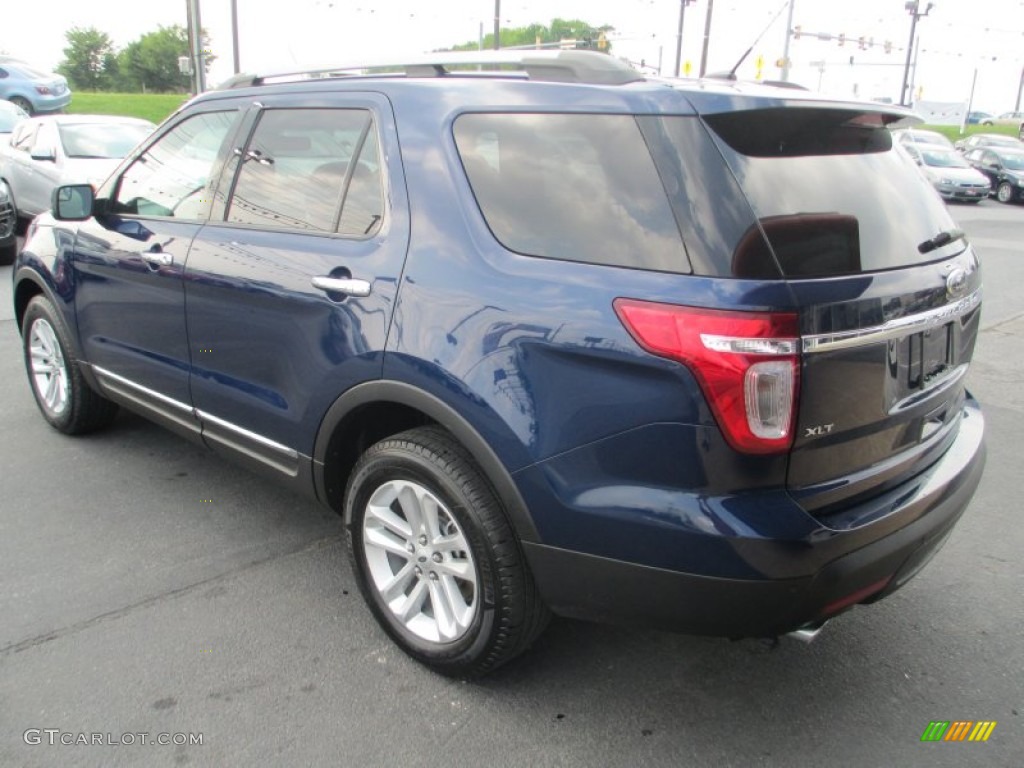 2012 Explorer XLT 4WD - Dark Pearl Blue Metallic / Charcoal Black photo #5