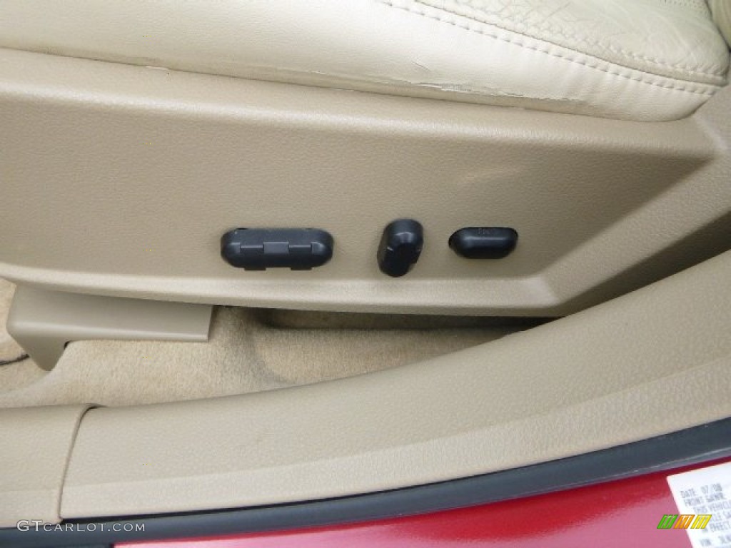 2009 MKZ Sedan - Vivid Red Metallic / Sand photo #21