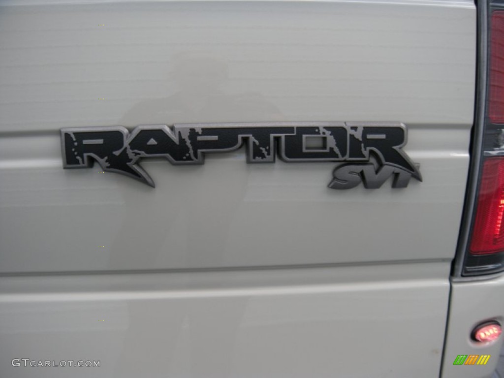 2014 Ford F150 SVT Raptor SuperCrew 4x4 Marks and Logos Photo #96109117